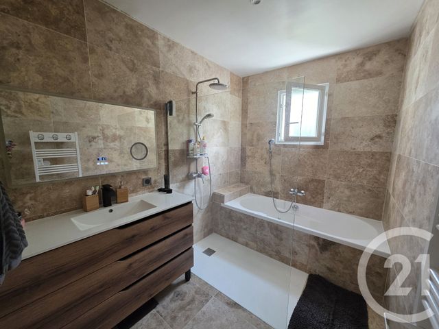 Afficher la photo en grand Maison à vendre - 6 pièces - 131,77 m2 - St Pathus - 77 - ILE-DE-FRANCE