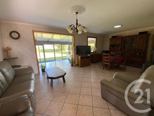 Afficher la photo en grand Maison à vendre - 6 pièces - 125 m2 - St Pathus - 77 - ILE-DE-FRANCE