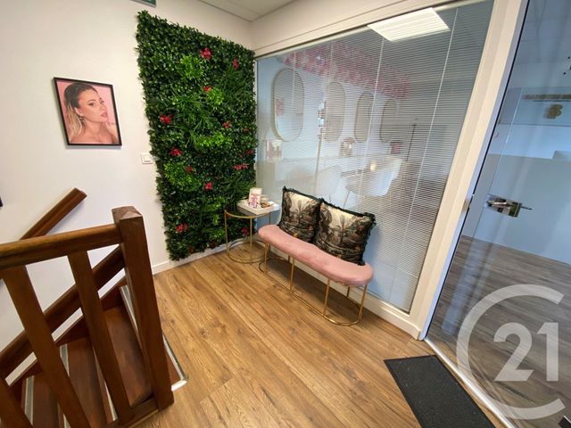 Afficher la photo en grand Immeuble à vendre - 100 m2 - Le Plessis Belleville - 60 - PICARDIE