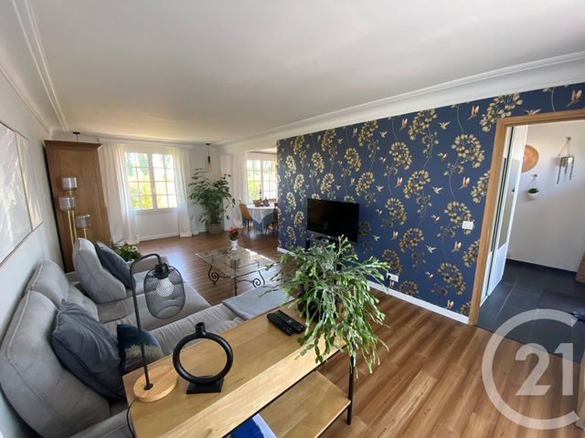Afficher la photo en grand Maison à vendre - 6 pièces - 101 m2 - Dammartin En Goele - 77 - ILE-DE-FRANCE