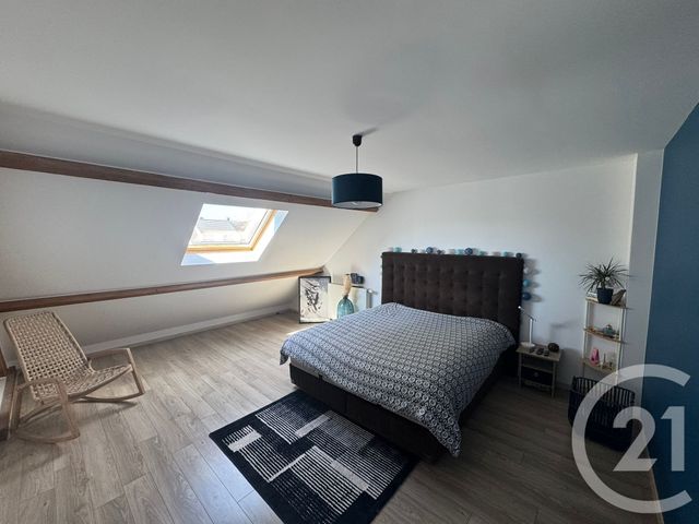 Afficher la photo en grand Maison à vendre - 6 pièces - 242,70 m2 - St Pathus - 77 - ILE-DE-FRANCE