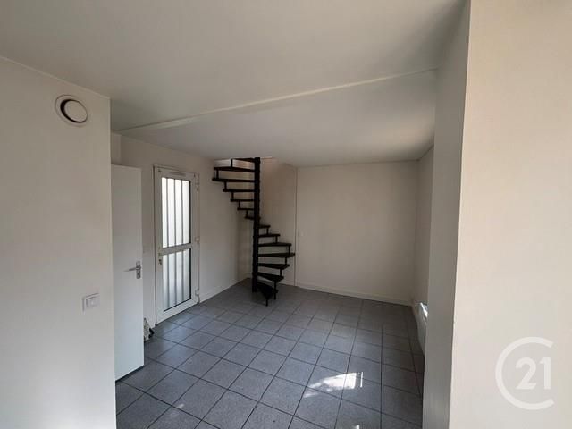 Appartement F2 &agrave; louer - 2 pi&egrave;ces - 29 m2 - St Soupplets - 77 - ILE-DE-FRANCE