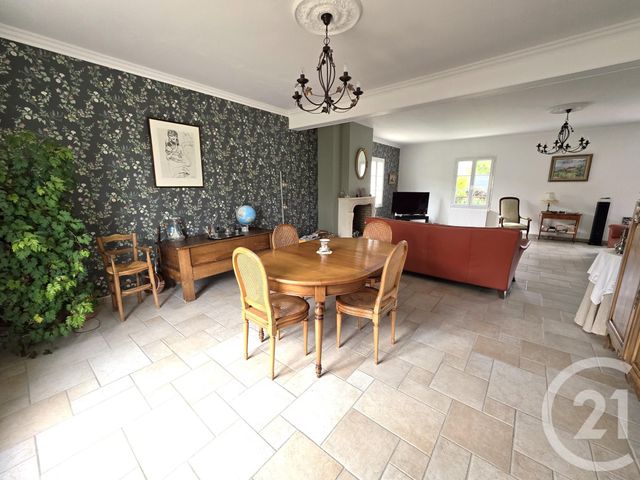 Afficher la photo en grand Maison à vendre - 8 pièces - 280 m2 - St Soupplets - 77 - ILE-DE-FRANCE