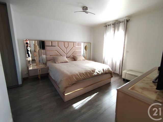 Afficher la photo en grand Maison à vendre - 5 pièces - 124,31 m2 - Juilly - 77 - ILE-DE-FRANCE
