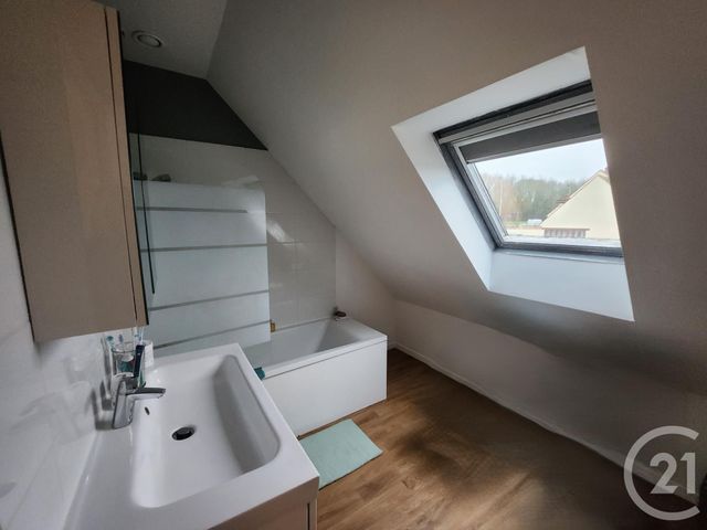 Afficher la photo en grand Maison à vendre - 4 pièces - 110 m2 - St Mard - 77 - ILE-DE-FRANCE