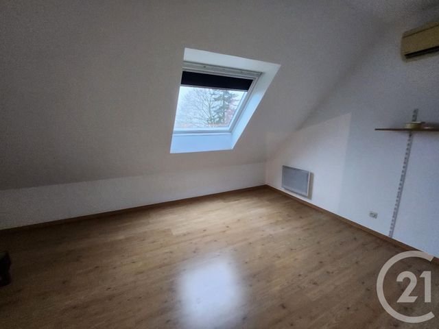 Afficher la photo en grand Maison à vendre - 4 pièces - 110 m2 - St Mard - 77 - ILE-DE-FRANCE