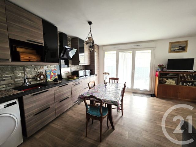 Afficher la photo en grand Appartement F2 à vendre - 3 pièces - 59,37 m2 - St Soupplets - 77 - ILE-DE-FRANCE