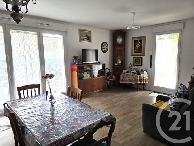 Afficher la photo en grand Appartement F2 à vendre - 3 pièces - 59,37 m2 - St Soupplets - 77 - ILE-DE-FRANCE