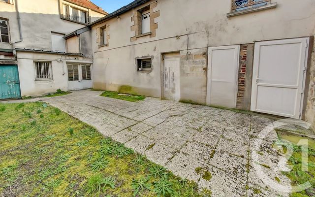 Afficher la photo en grand Maison à vendre - 8 pièces - 220 m2 - Nanteuil Le Haudouin - 60 - PICARDIE