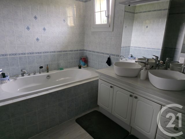Afficher la photo en grand Maison à vendre - 5 pièces - 155 m2 - St Pathus - 77 - ILE-DE-FRANCE
