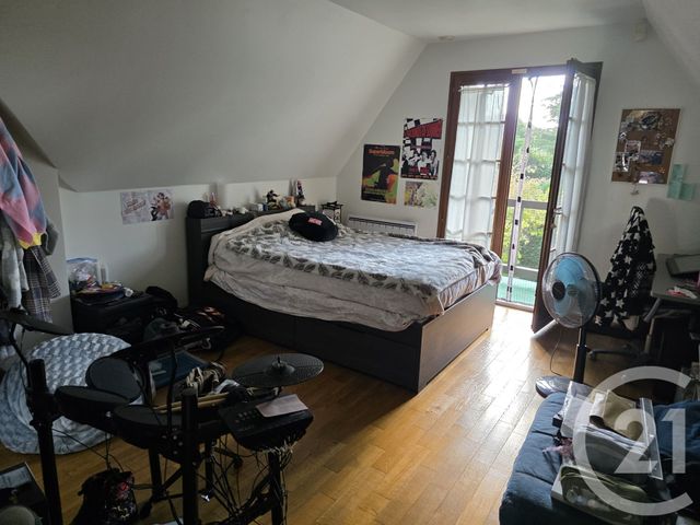 Afficher la photo en grand Maison à vendre - 6 pièces - 176,34 m2 - Dammartin En Goele - 77 - ILE-DE-FRANCE